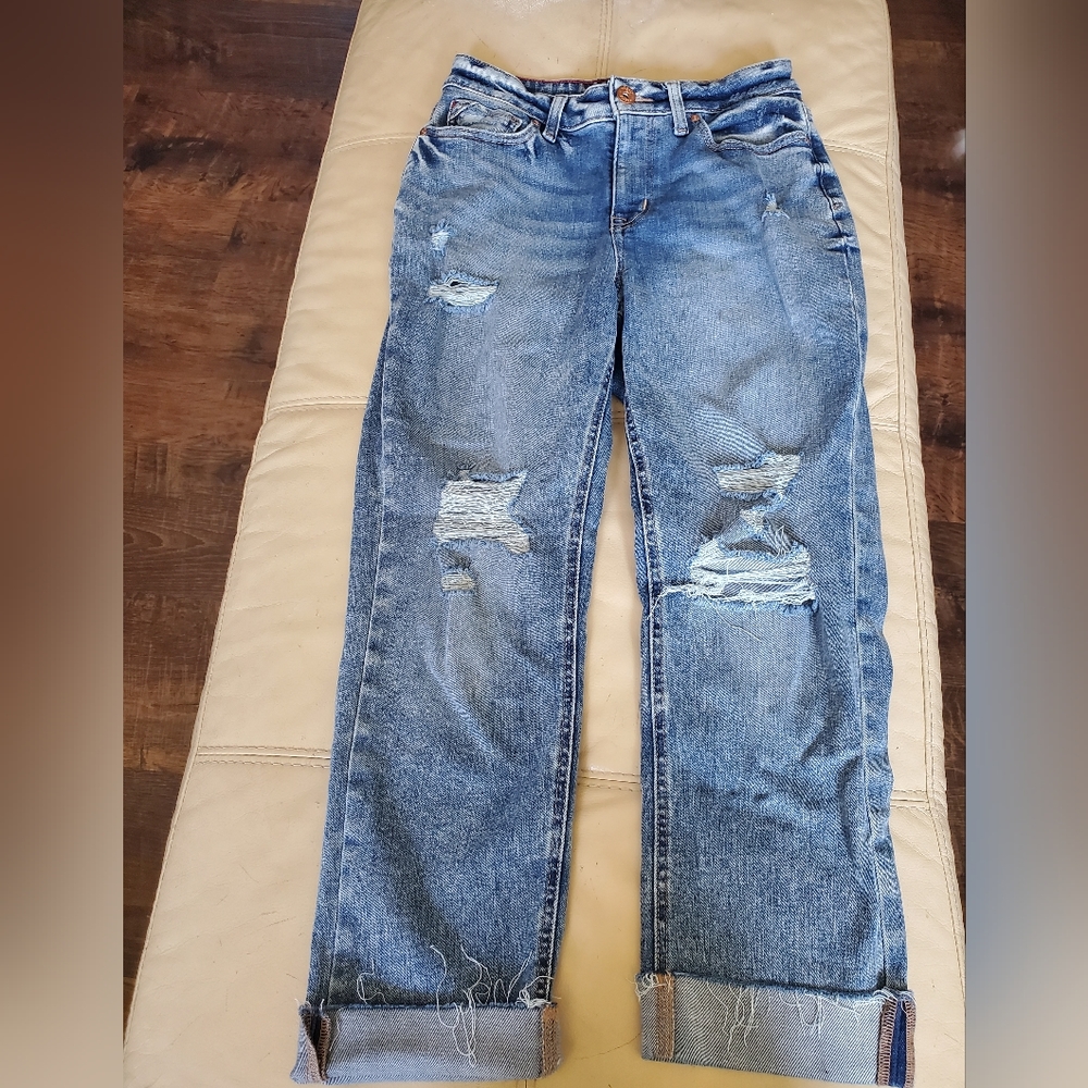 Edgely by Maurices high rise cropped straight jeans